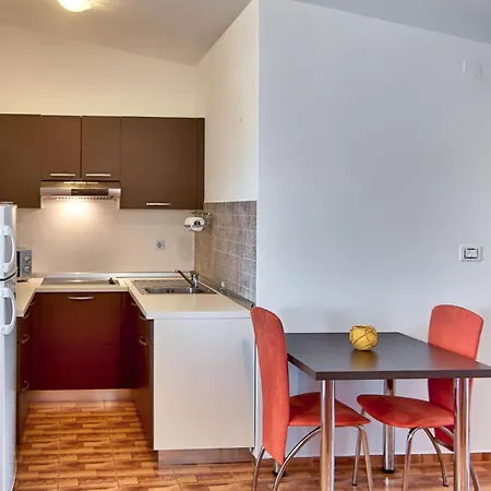 Apartament Teuta - A And A Sea View