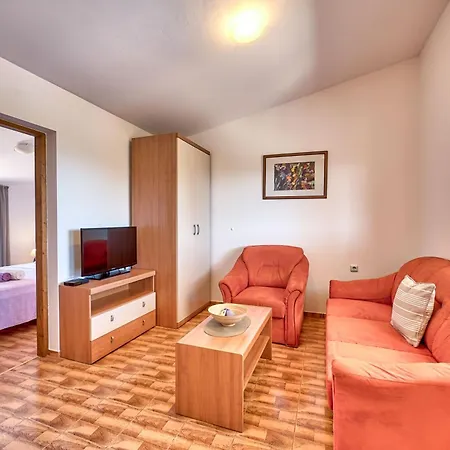 Appartement Teuta - A And A Sea View Peroj