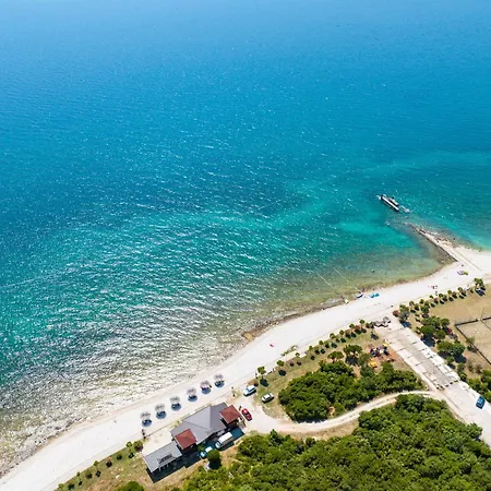 Teuta - A And A Sea View 페로이