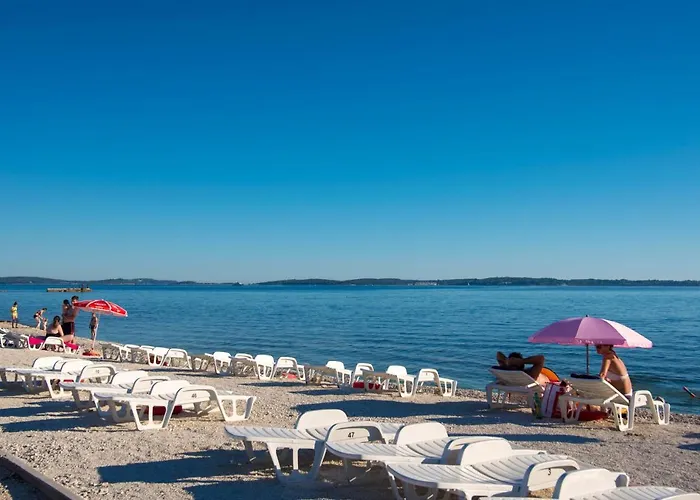 Teuta - A And A Sea View Appartement Peroj