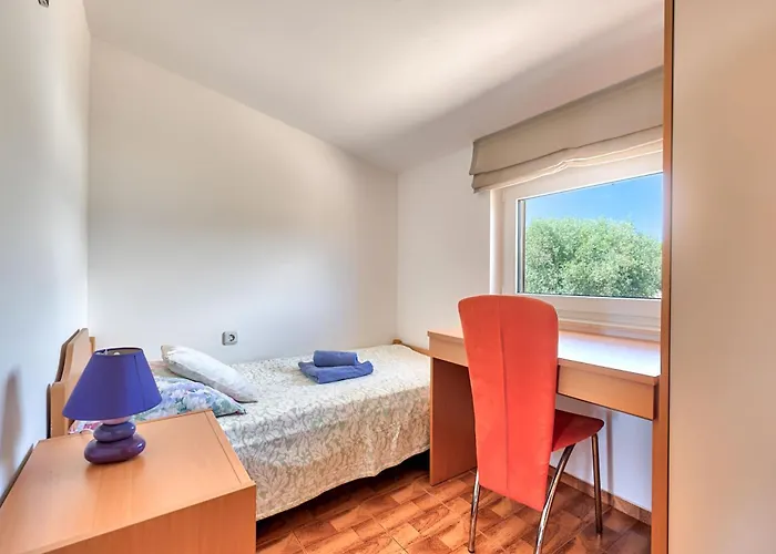 Appartement Teuta - A And A Sea View