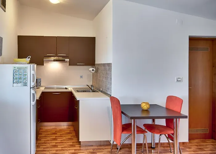 Appartement Teuta - A And A Sea View