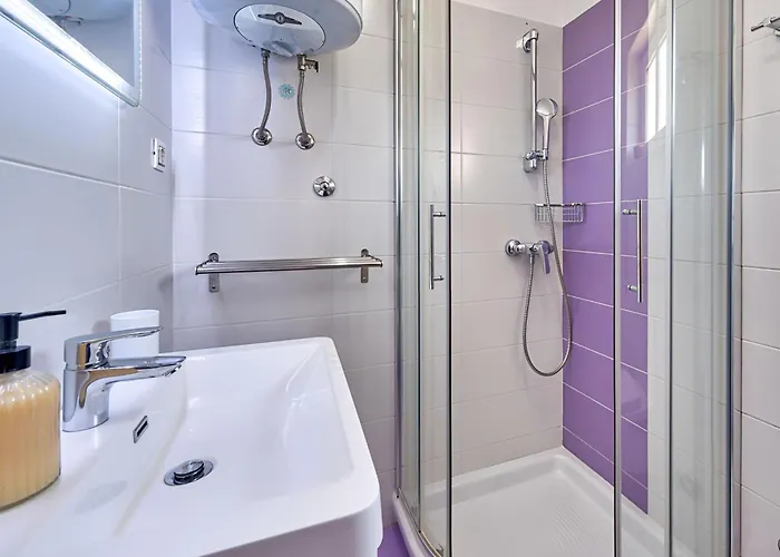 Teuta - A And A Sea View 아파트 *