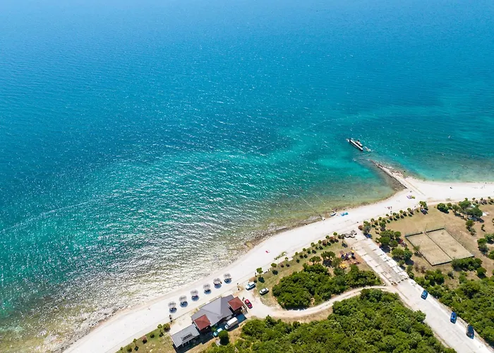 Teuta - A And A Sea View Peroj