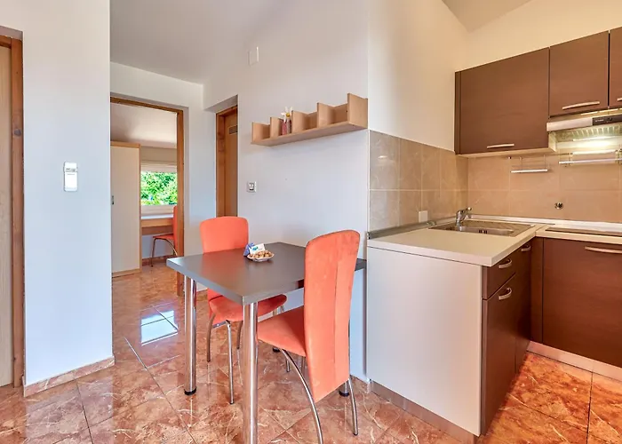 Appartement Teuta - A And A Sea View