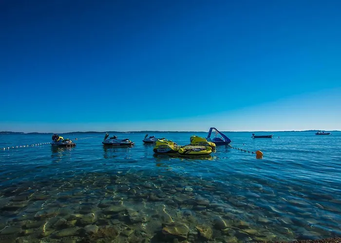 아파트 Teuta - A And A Sea View