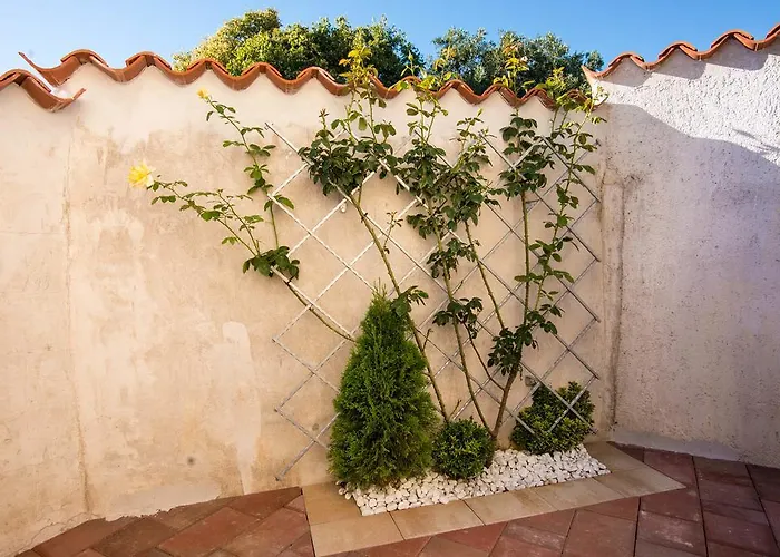 Appartement Teuta - A And A Sea View